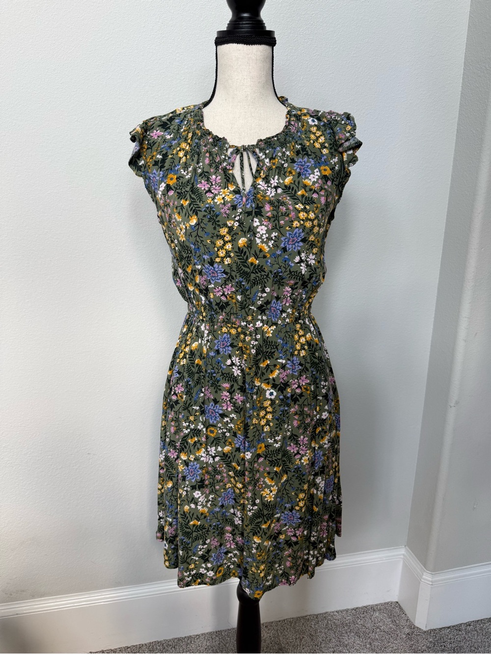 Old Navy Olive Floral Keyhole Mini Dress